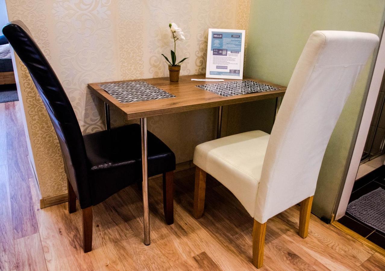 Molnar Apartment Cozy City Center Retreat For 2 Ac & Perfect Location! Budapeste Exterior foto