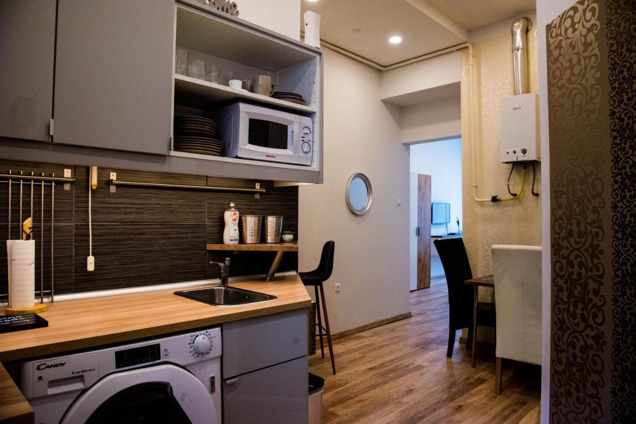 Molnar Apartment Cozy City Center Retreat For 2 Ac & Perfect Location! Budapeste Exterior foto