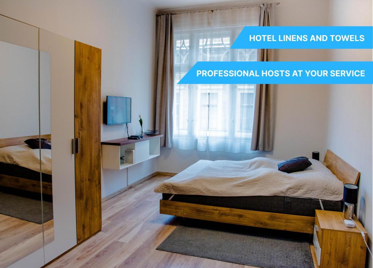 Molnar Apartment Cozy City Center Retreat For 2 Ac & Perfect Location! Budapeste Exterior foto